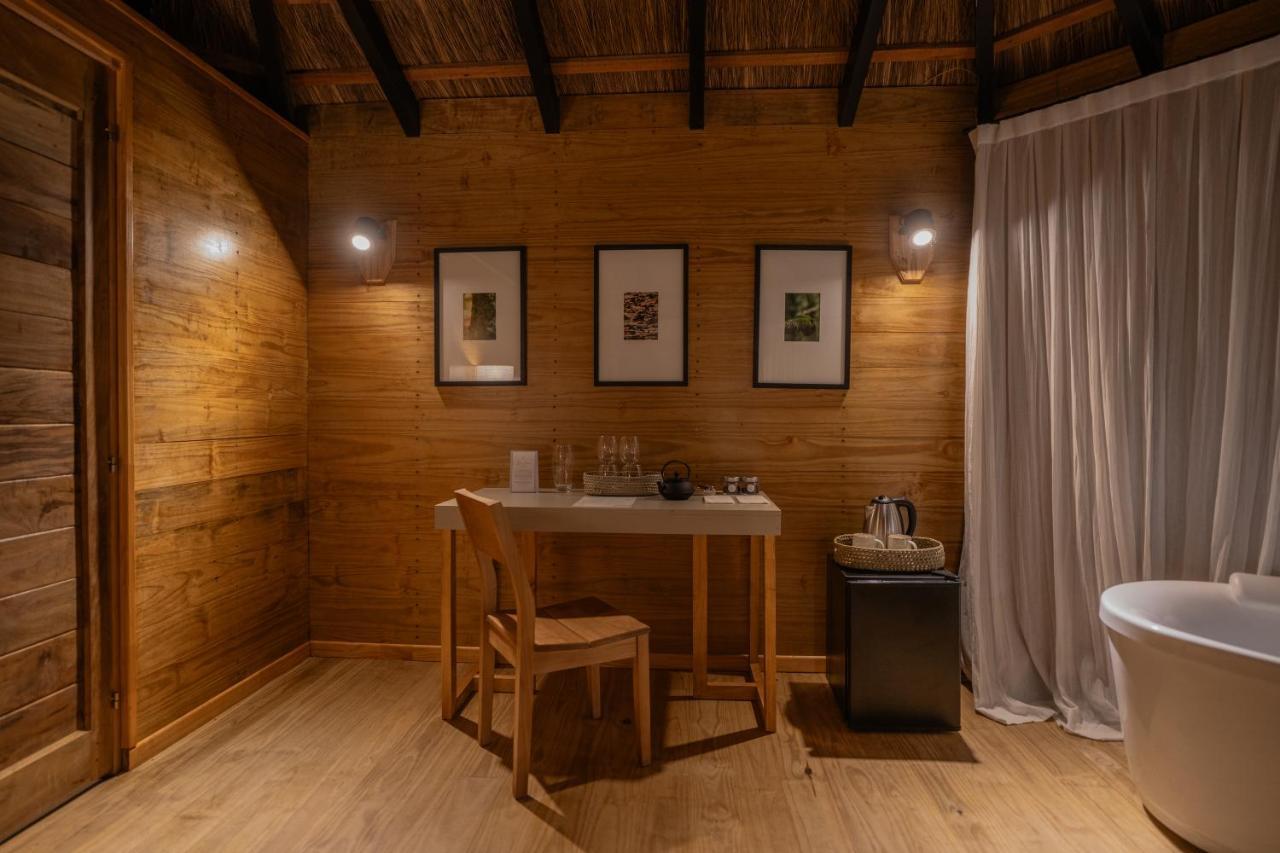 Reserva Natural Iguazu - Pristine Luxury Camp Puerto Libertad ภายนอก รูปภาพ
